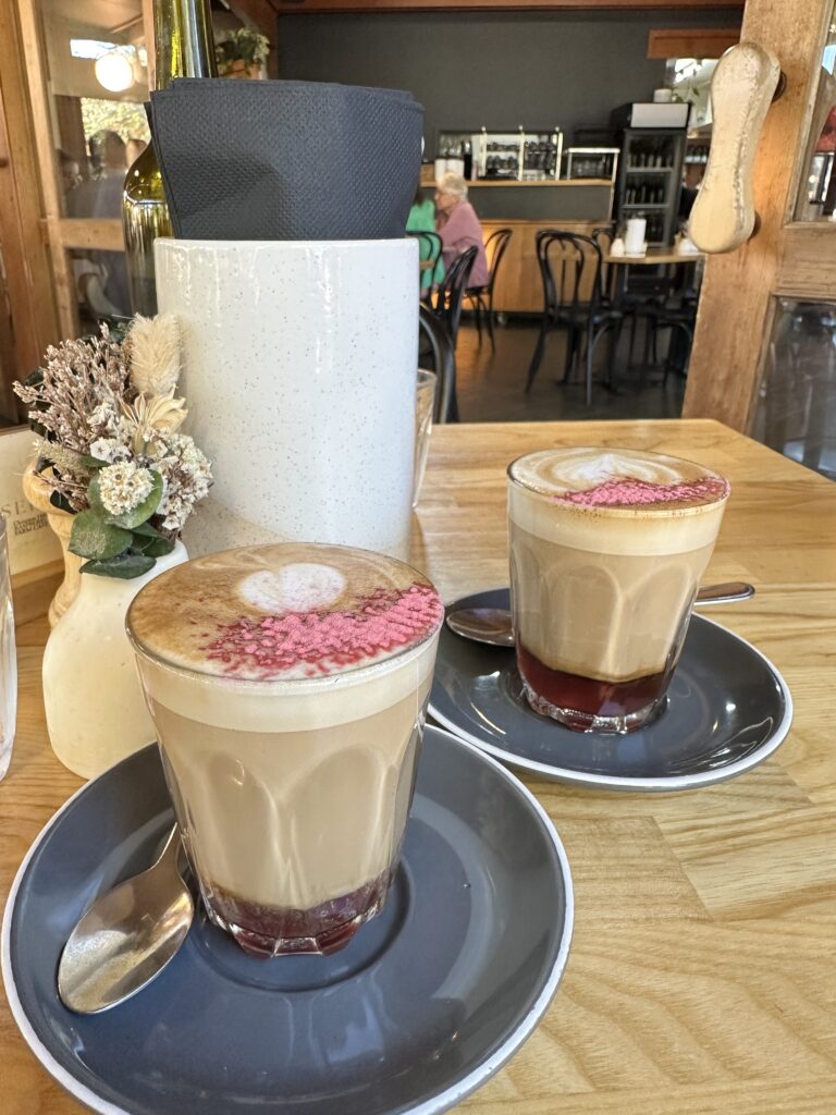 Raspberry latte